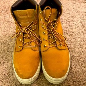 Women Timberland Chukkas